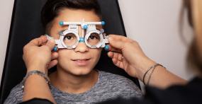 Lapsen näöntarkastus