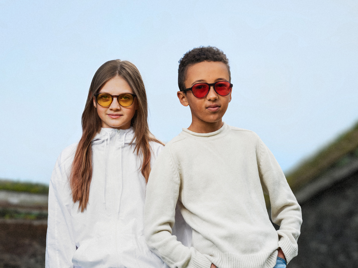 boy and girl with sunglasses