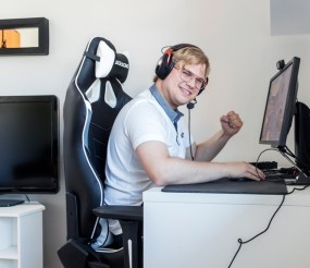 gamer Joachim "capS"